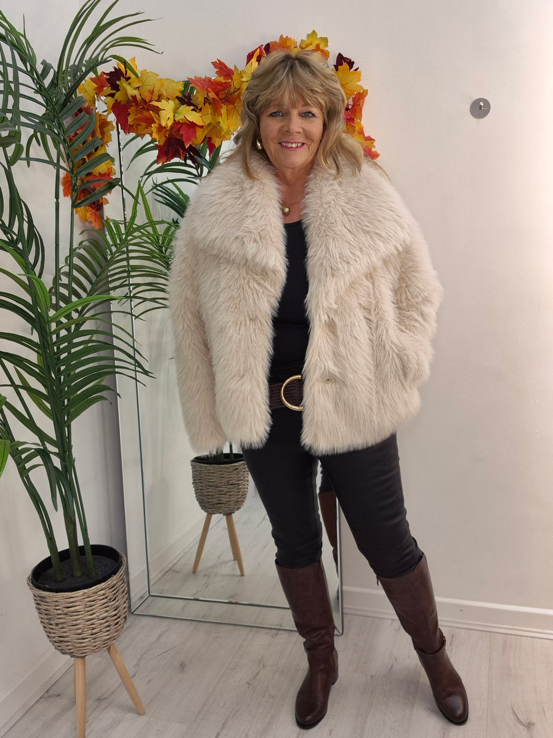 Oslo Faux Fur Shawl Collar Jacket - Creamy Stone (One Size/Curvy - fitting from Size 14 up to Size 18)