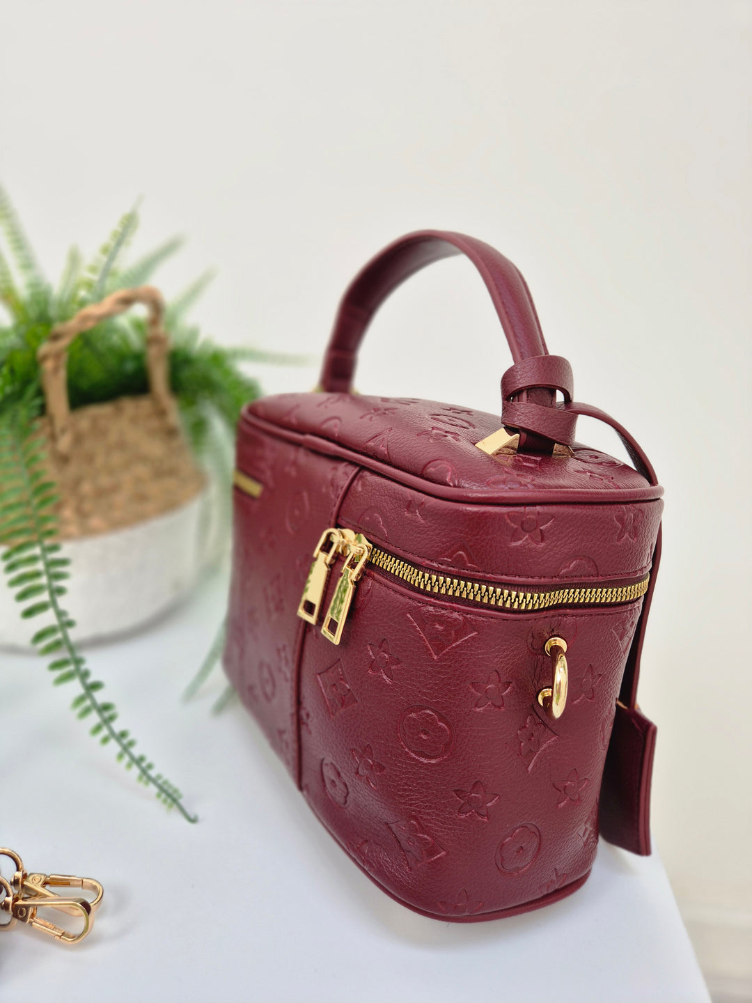 Louisa Bucket Bag - Wine