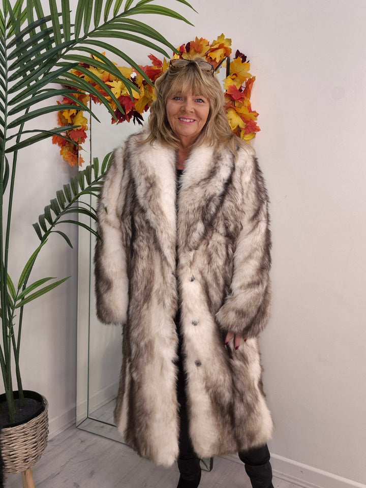 Oslo Faux Fur Longline Coat - Winter White/Chocolate (One Size - fitting Size 10/12 up to Size 16/18)