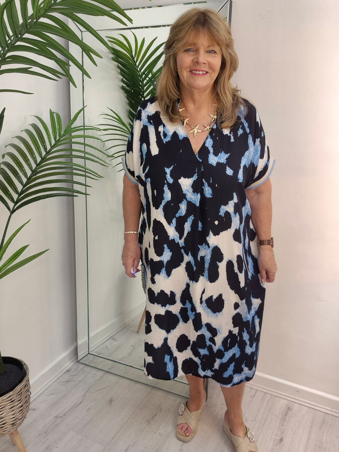 Leona Leopard Dress - (choose your Colour) (One Size/Curvy fitting from Size 14 to Size 20)
