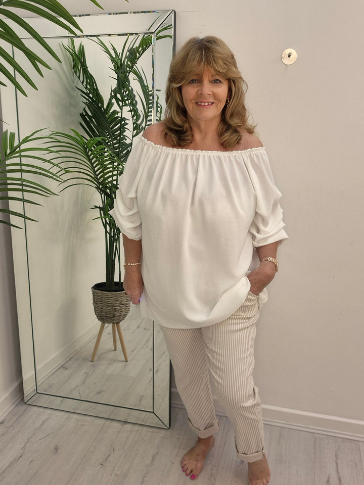 Ria Ruched Sleeve Top - (choose your Colour) - (fits from Size 14 up to Size 20)