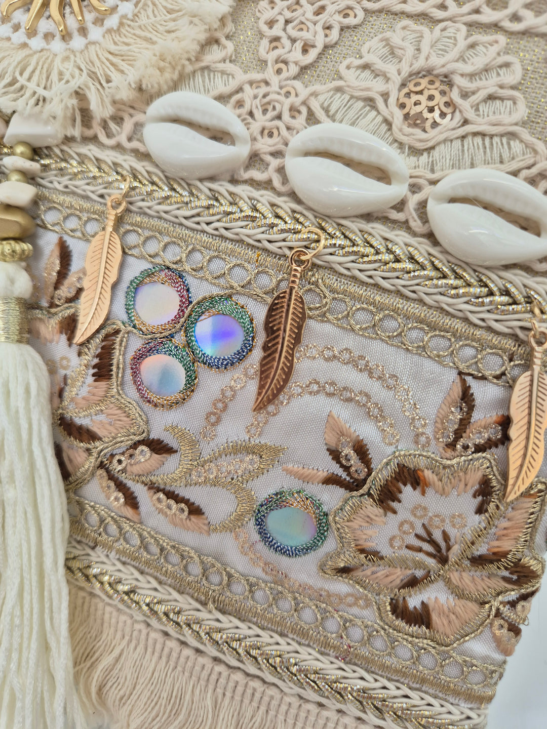 Seashells, Sun, Tassels Clutch Bag - Natural