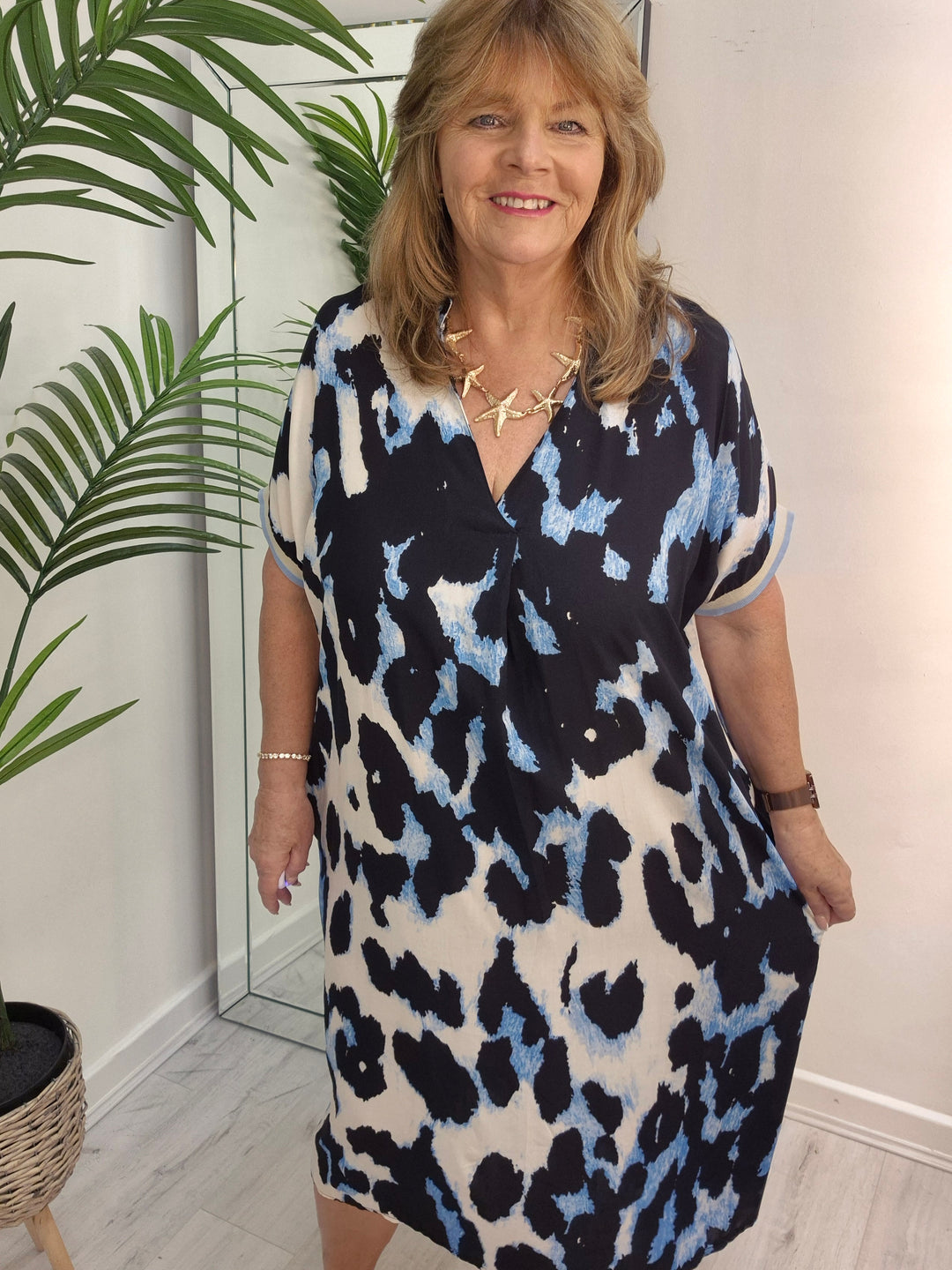 Leona Leopard Dress - (choose your Colour) (One Size/Curvy fitting from Size 14 to Size 20)