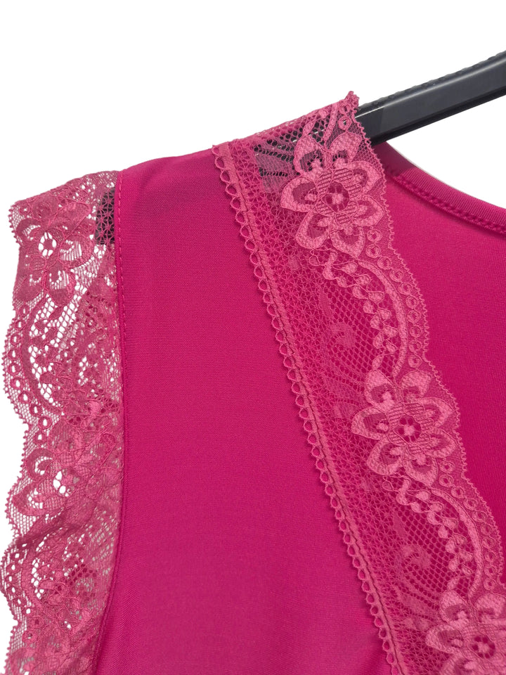 Linzi Lace Trim Top (fits Sizes 10 to Size 16) - (choose your Colour)