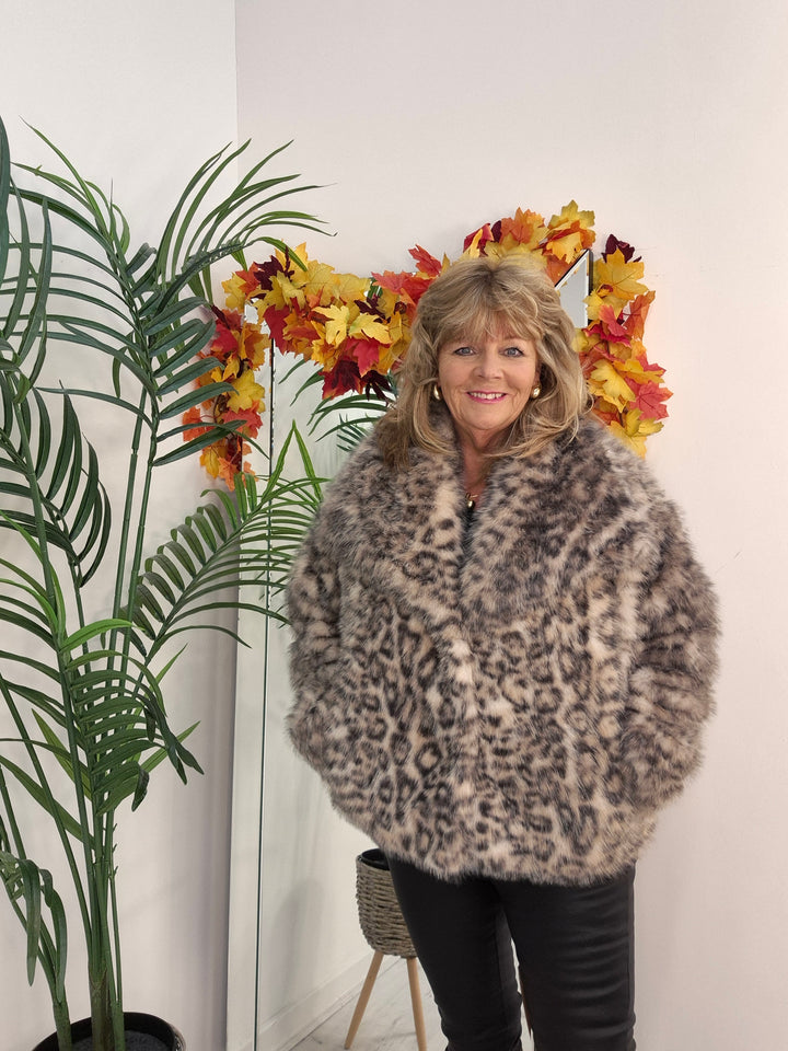 Oslo Faux Fur Shawl Collar Jacket - Snow Leopard (One Size/Curvy - fitting from Size 14 up to Size 18)