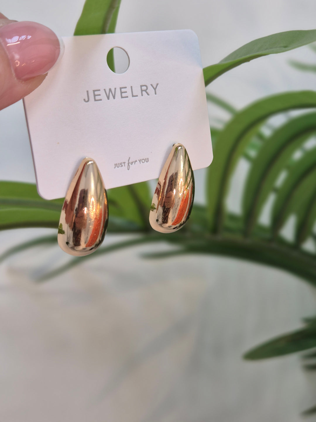 Teardrop Earrings (Pierced)