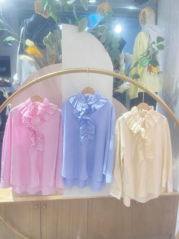 Riley Ruffle Blouse (fitting Size 14/16 up to Size 18 - Lemon/White