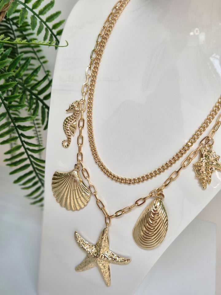 Starfish Beach Vibes Necklace (Gold Tone)