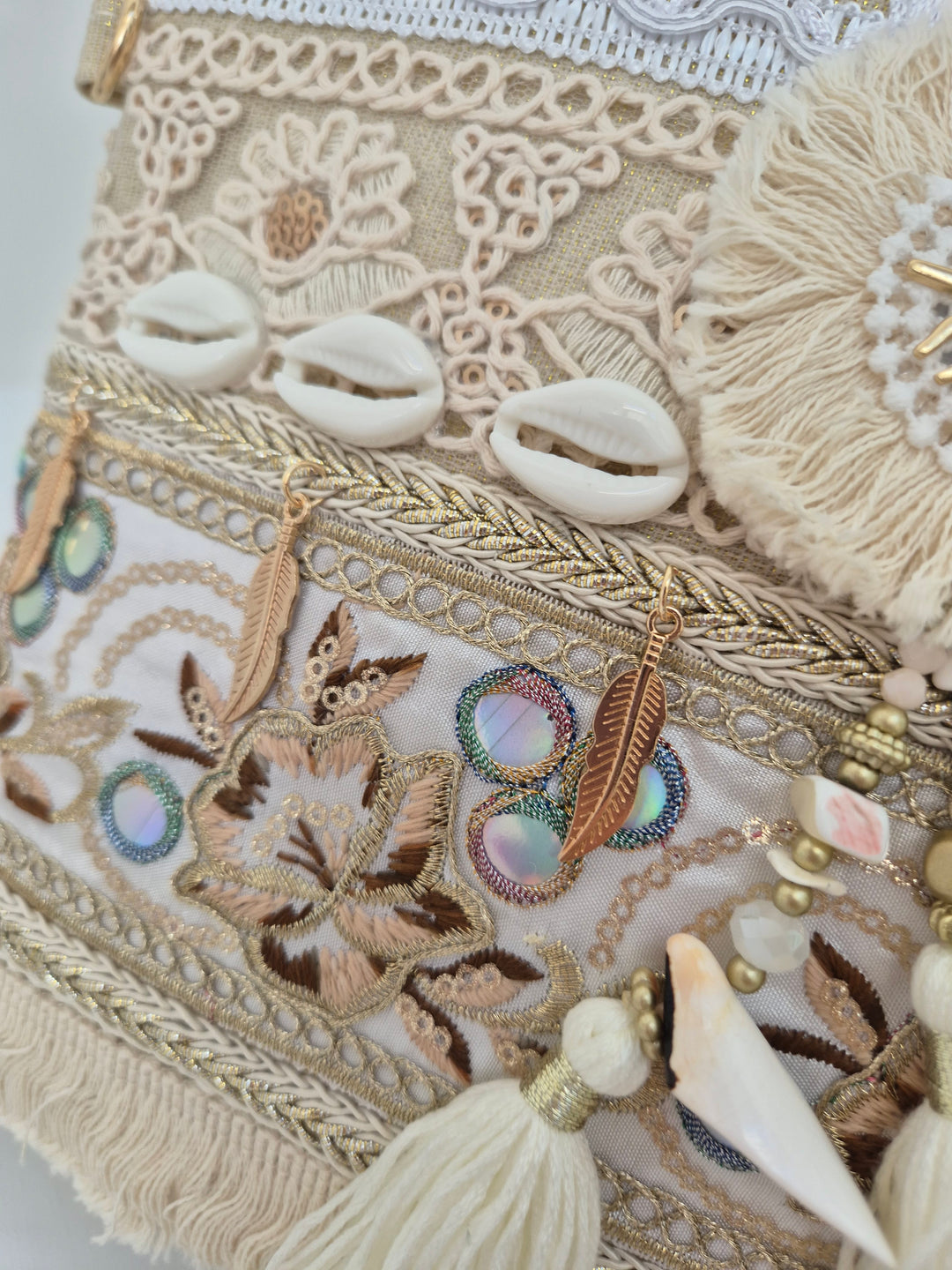 Seashells, Sun, Tassels Clutch Bag - Natural