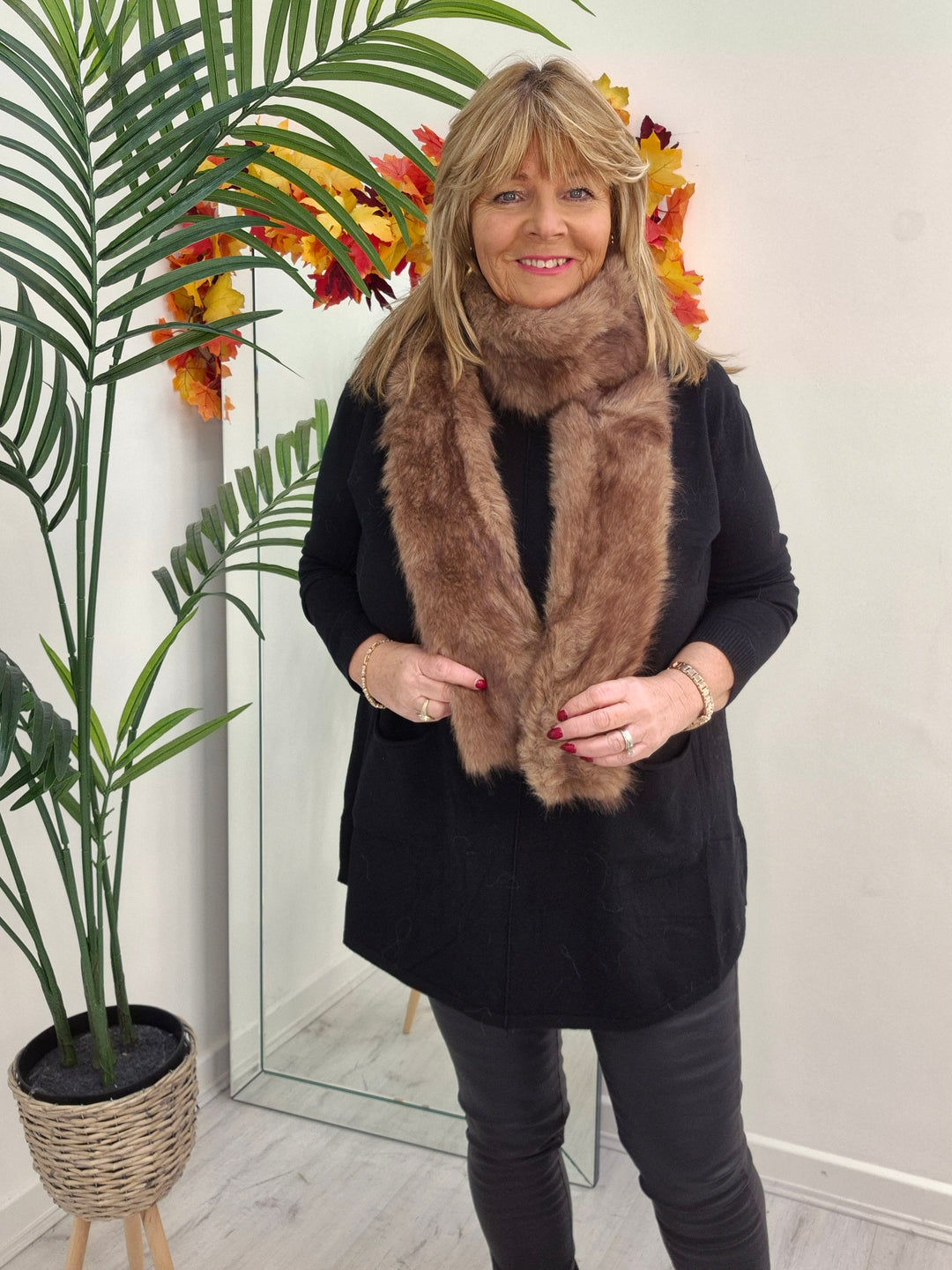 Oslo Faux Fur Long Scarf - Milk Chocolate