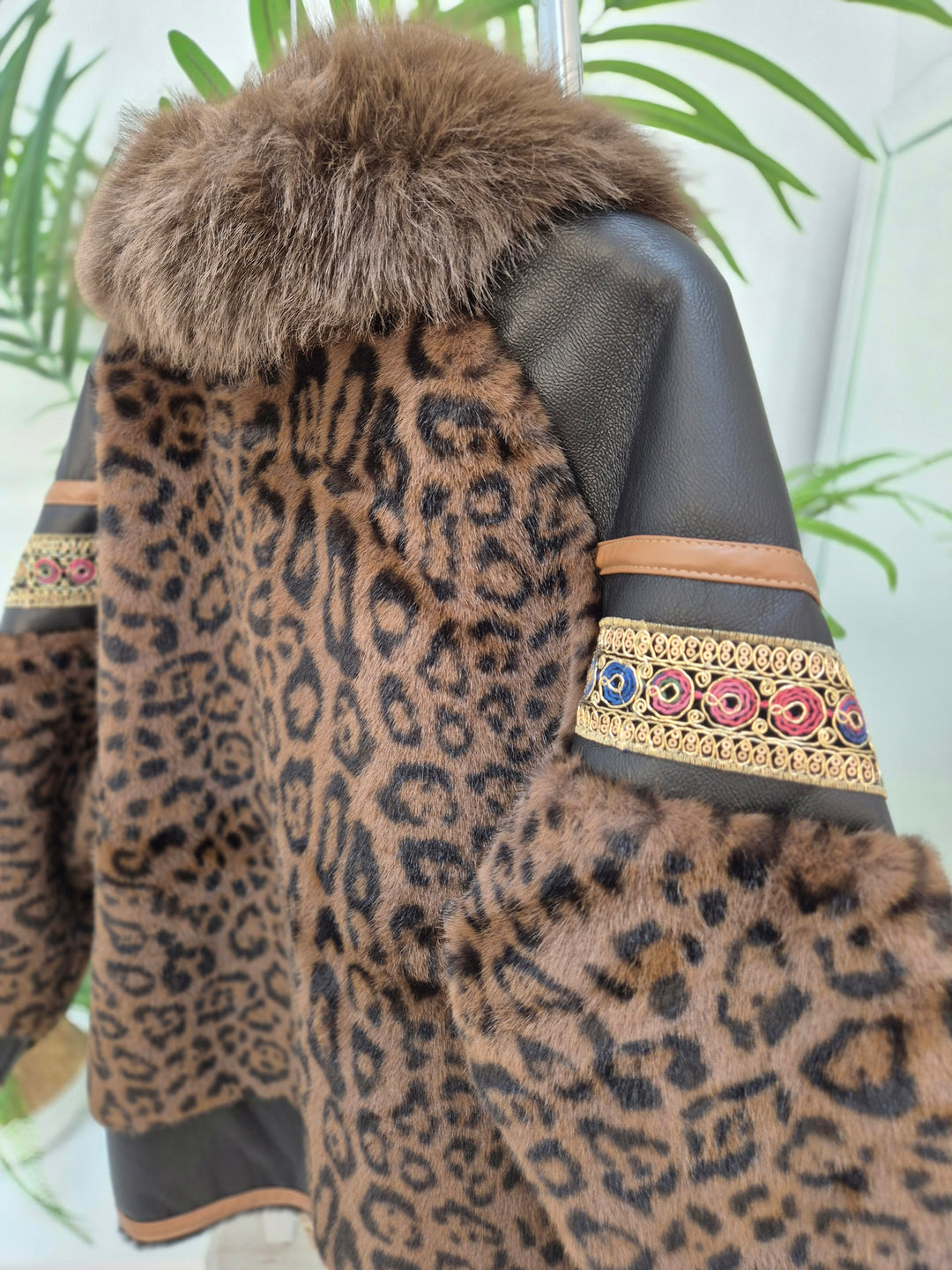 Oslo Faux Fur/Faux Leather Jacket - Chocolate Leopard - (Oversized fits Size 12/14 to Size 18/20/20)