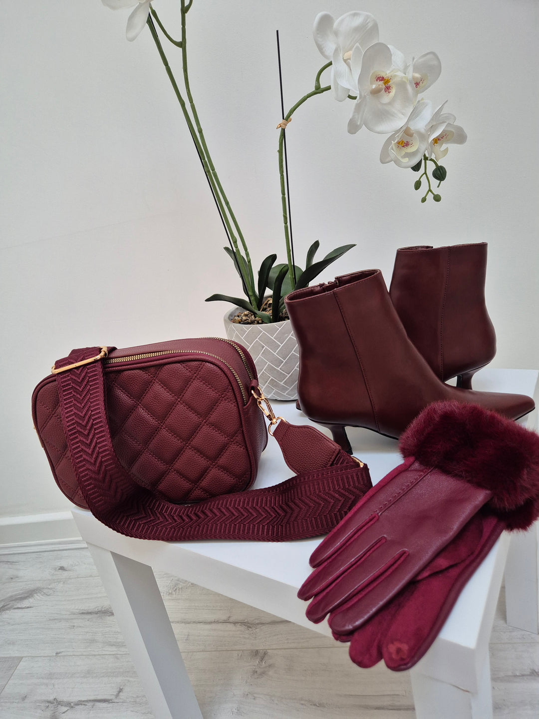 Diamond Quilted Bag - Wine (Gold Tone)