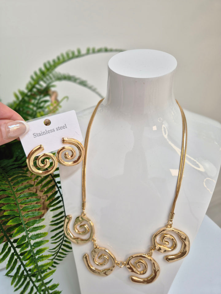 Swirl Necklace - Gold Tone
