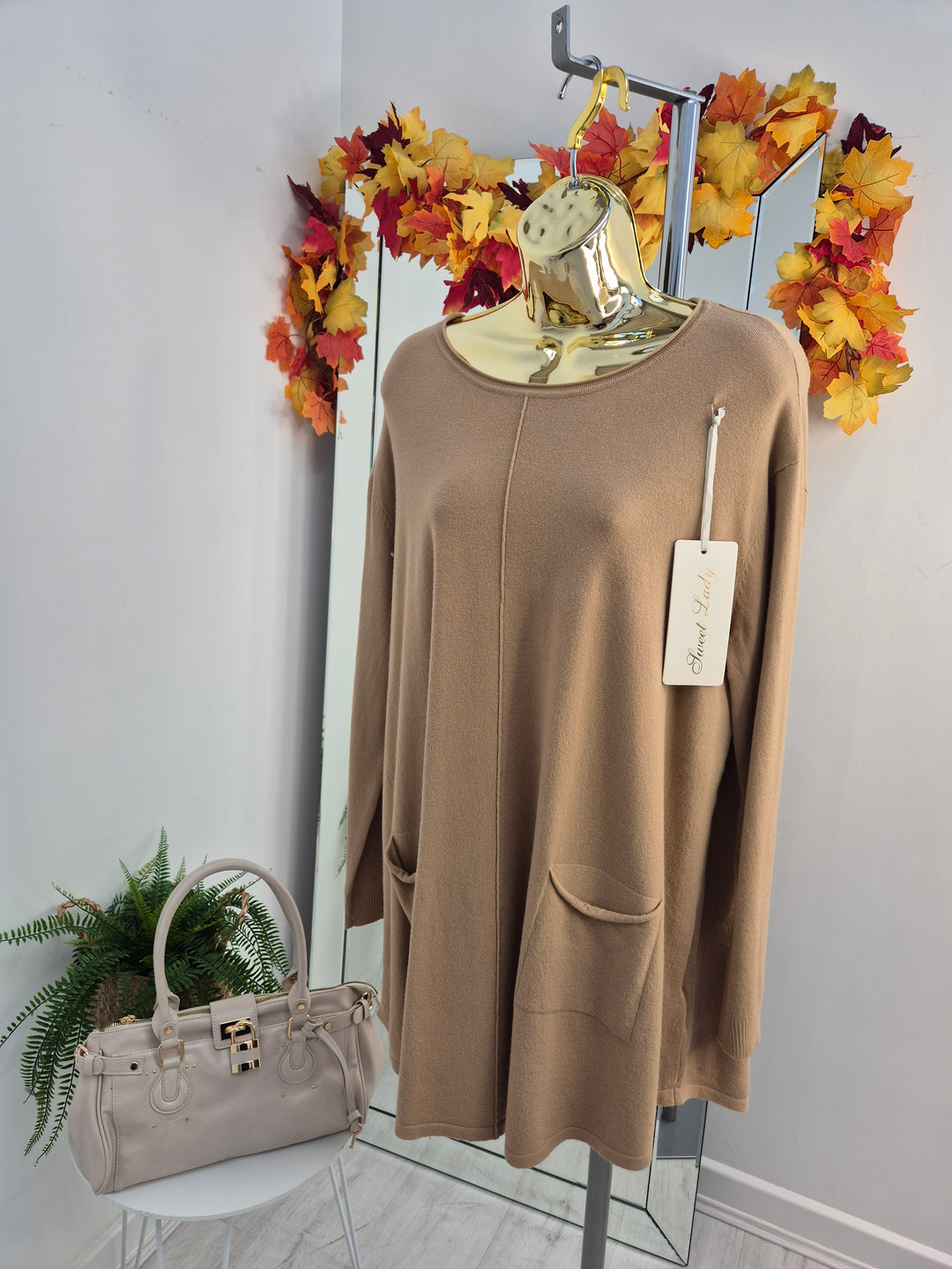 Josie Pocketed Jumper (choose your Colour) - (One Size/Curvy, fits from Size 14 up to Size 18/20)