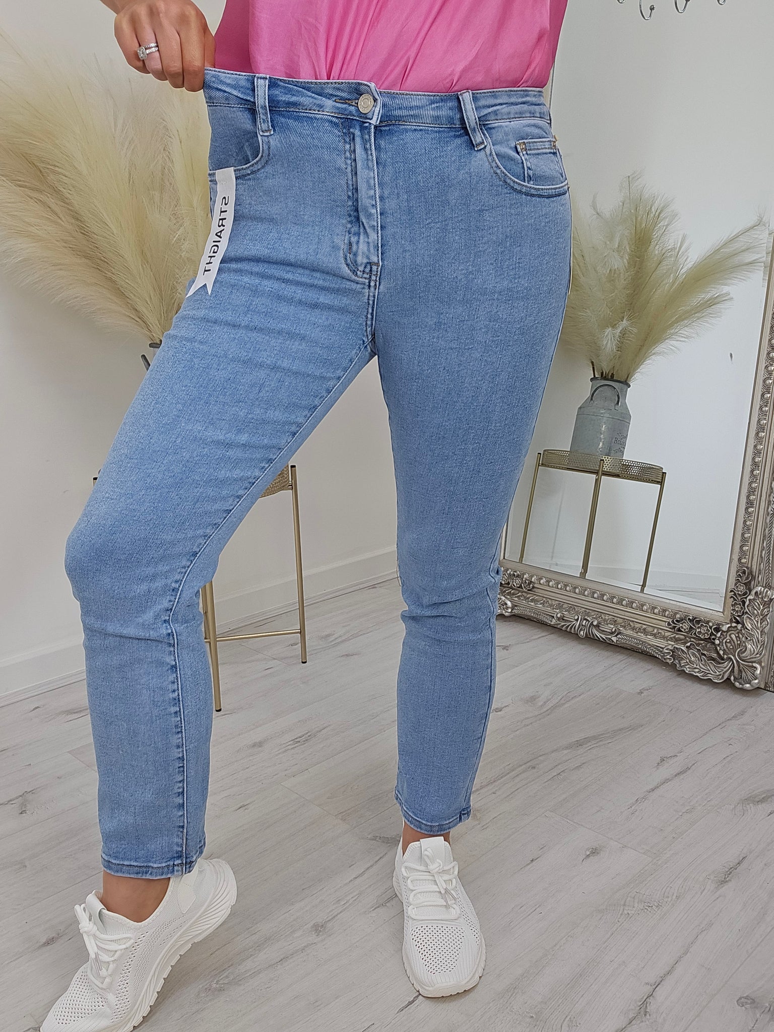 Straight Leg Jeans - Light Denim (All Sizes)