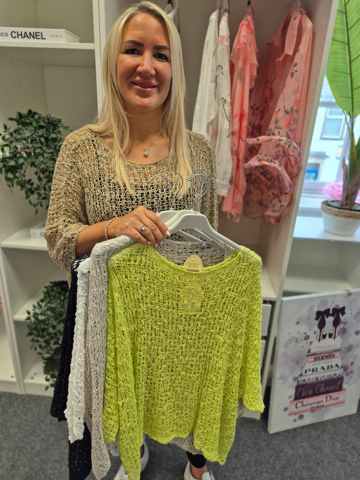 Poppy Popcorn Top - (choose your Colour) - Oversized