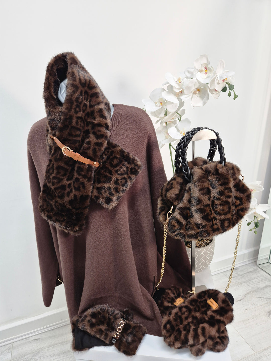 Oslo Faux Fur Scarf - Chocolate Leopard