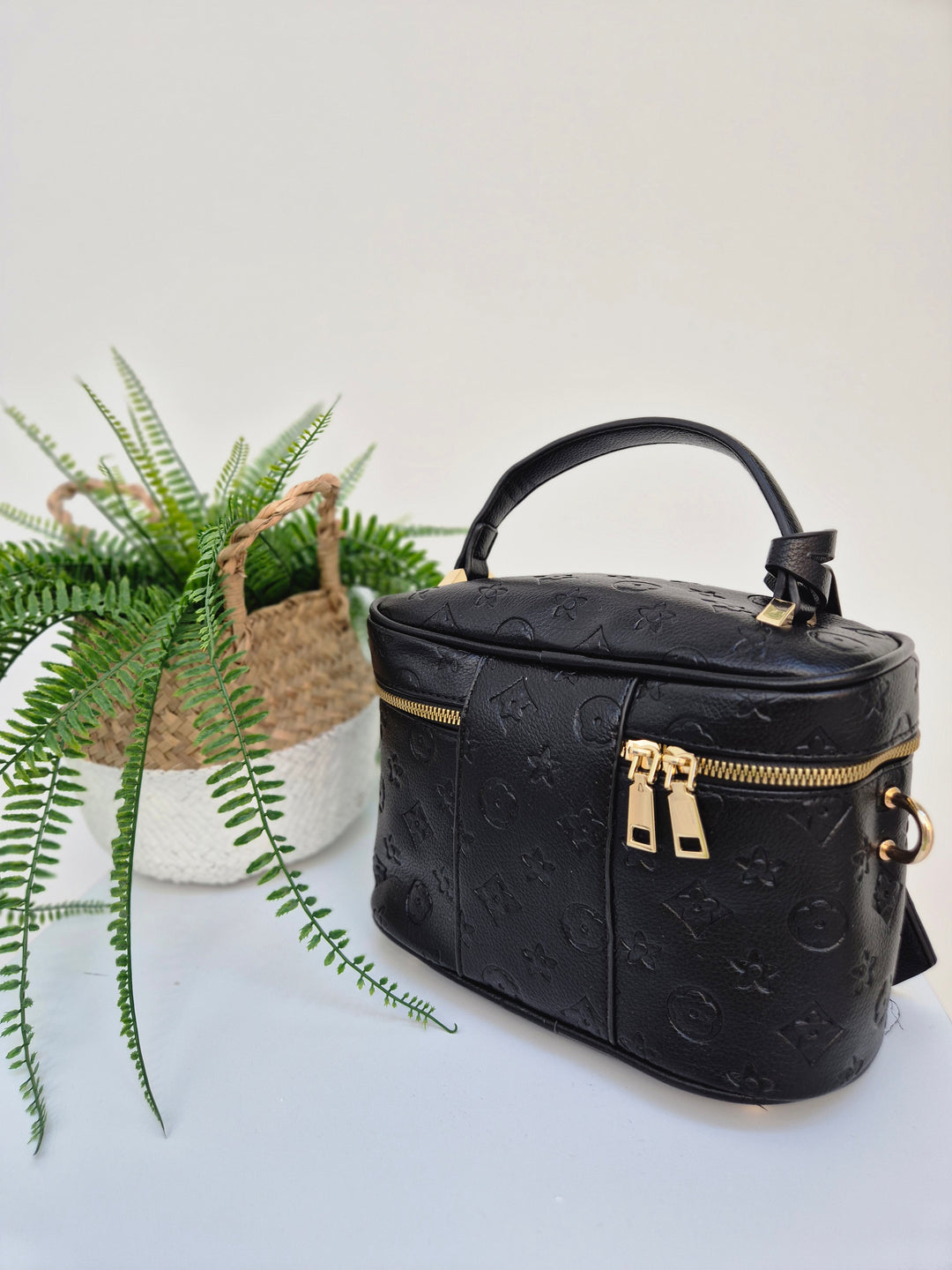 Louisa Bucket Bag - Black