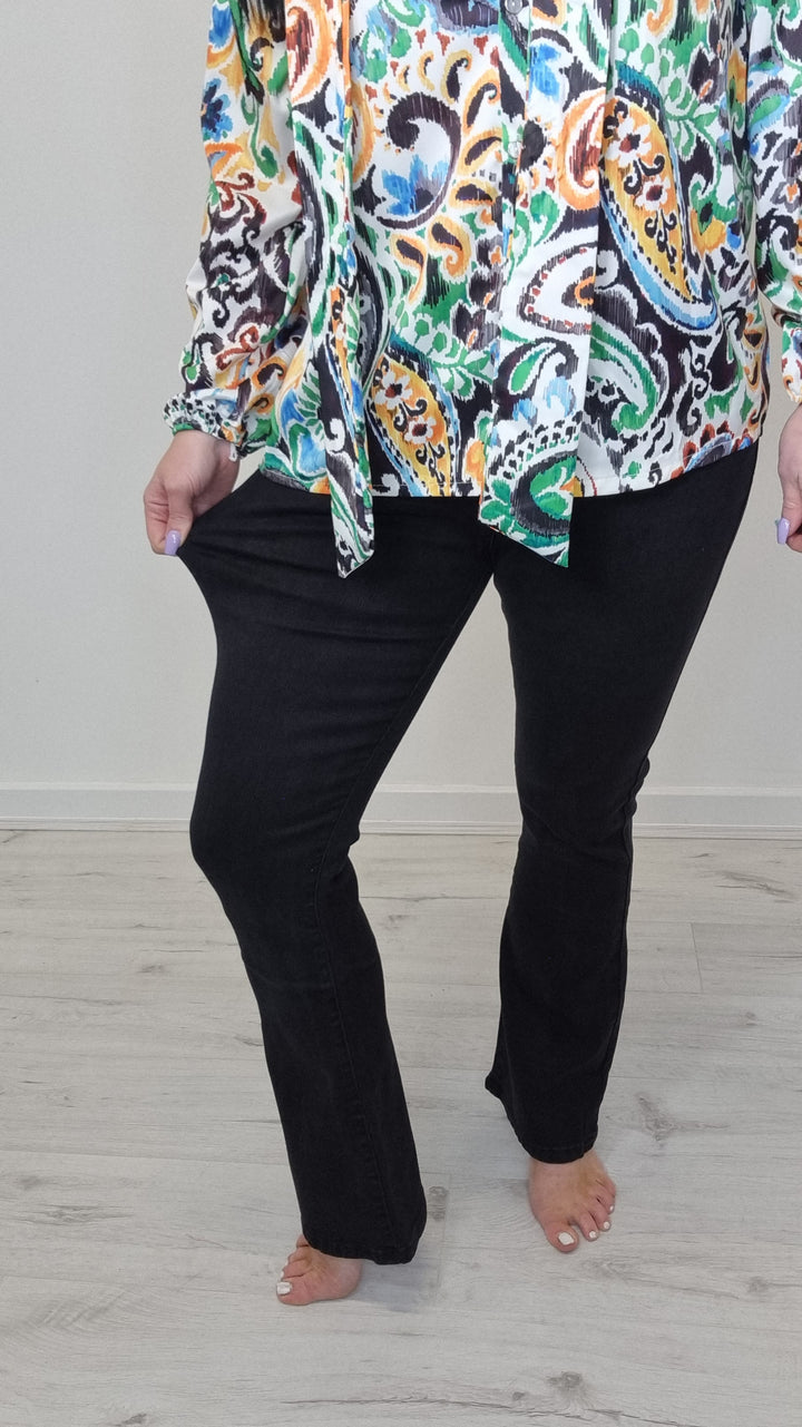 Kick Flare Jeans - Black (all Sizes)