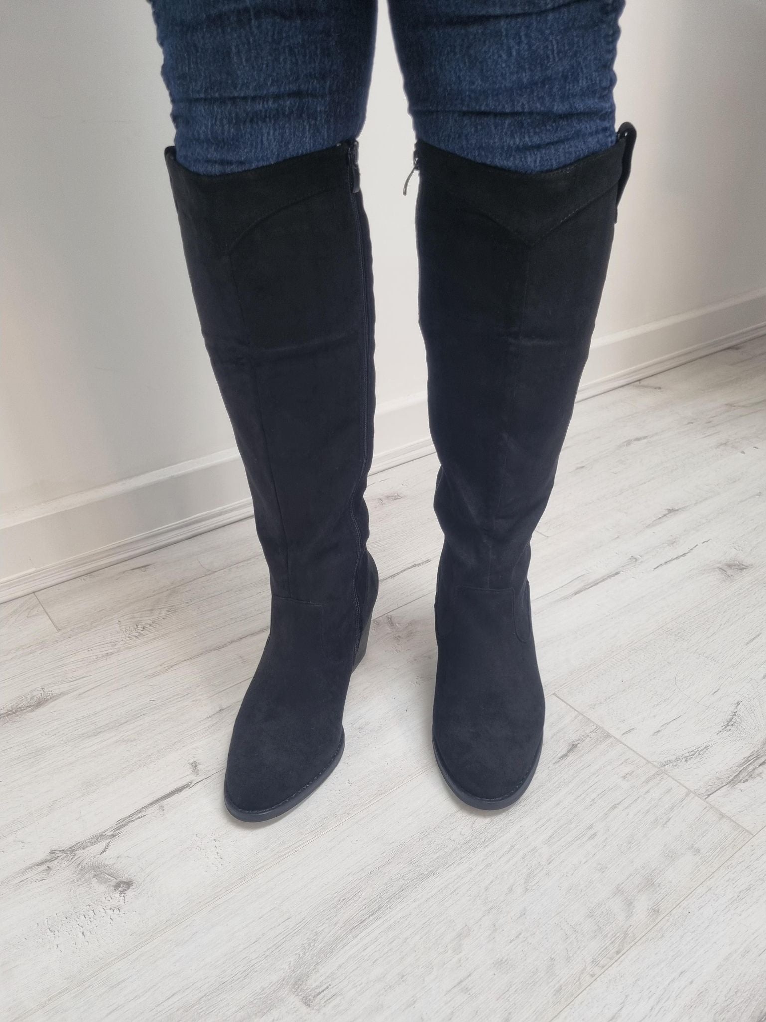 Arizona Knee High Boots - Black