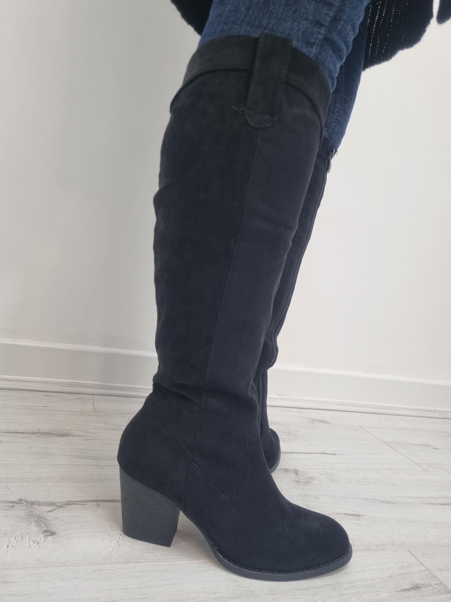 Arizona Knee High Boots - Black